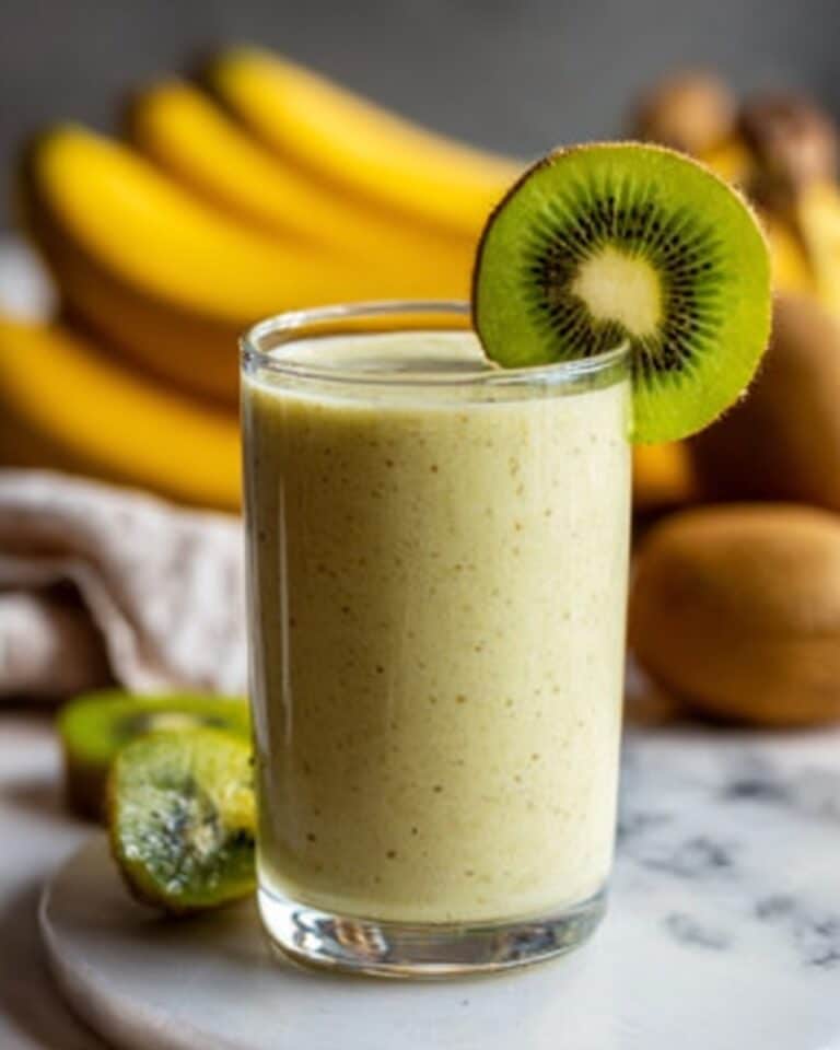 Refreshing Pear Kiwi Banana Smoothie Recipe