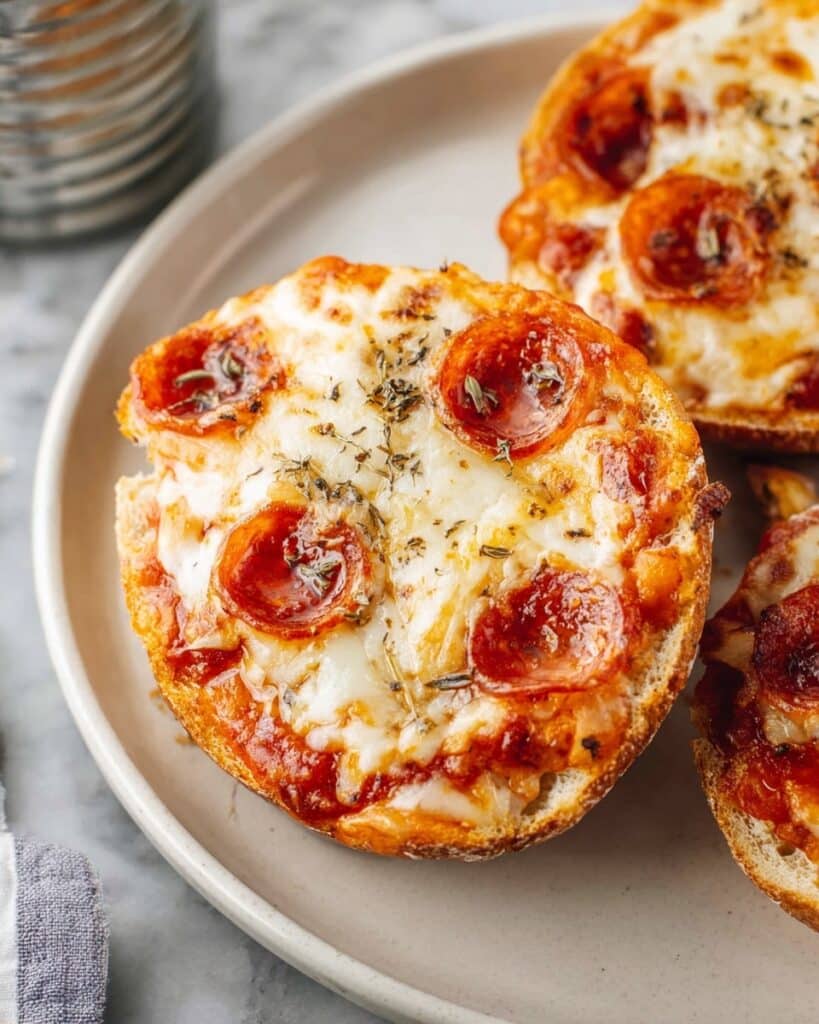 Easy Air Fryer Pizza Bagels Recipe